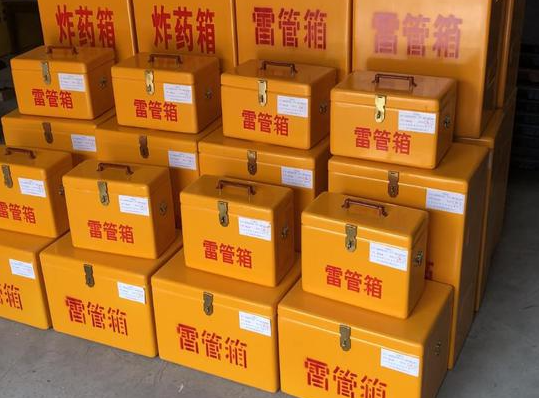 沙田镇玻璃钢雷管箱的使用寿命一般是多少？