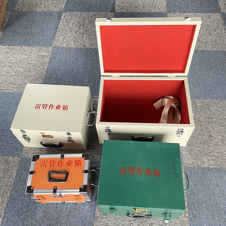 沙田镇爆破工程作业箱如何选择？玻璃钢与传统材质的全面对比